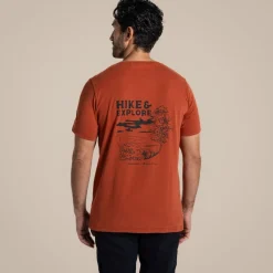 Men's National Trust Sabden Short Sleeved T-Shirt | Red Beach